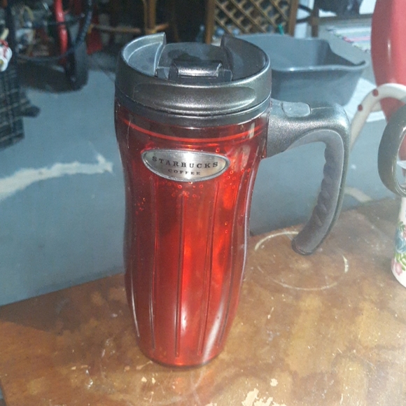 NWOT .STARBUCKS Metallic Red travel cup